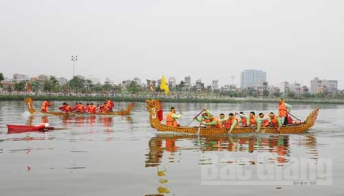 HCGT- Đường thủy nội địa phục vụ tổ chức Giải đua thuyền thành phố Bắc Giang lần thứ III năm 2018